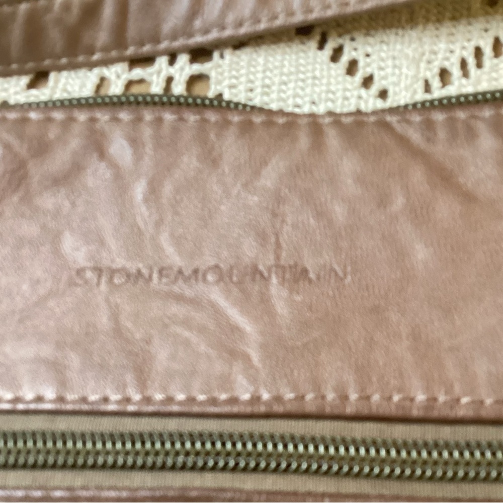 Stone Mountain Women's Tan Crossbody Bag - Picture 11 of 14